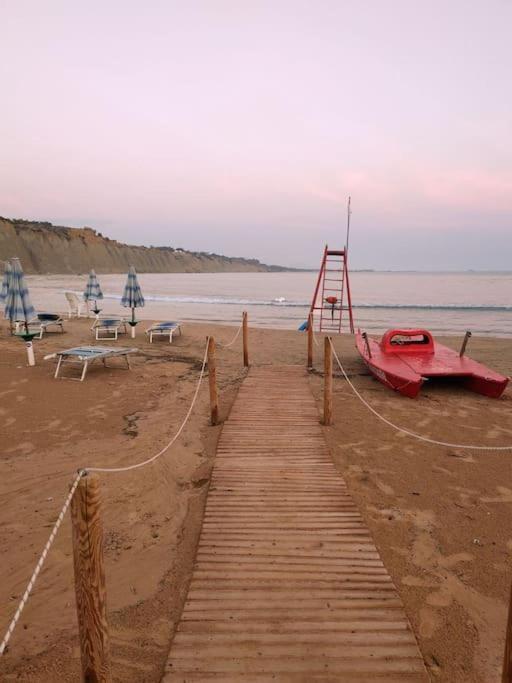 Casa Vacanza Nautilus Porto Empedocle Exterior photo